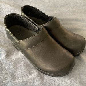 Sanita Clog- black, professional clogs- never worn!!